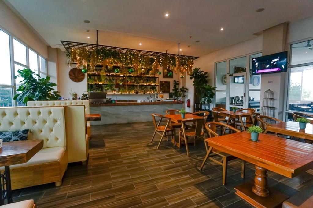 Deli Hotel Medan Dış mekan fotoğraf