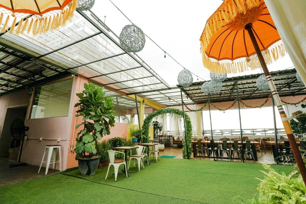 Deli Hotel Medan Dış mekan fotoğraf